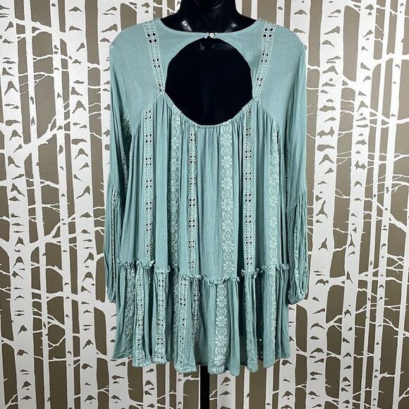Free People Sage Green Gauze Eyelet Boho Top XS - Picture 3 of 11
